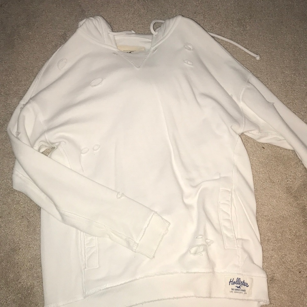 Hollister white sweatshirt